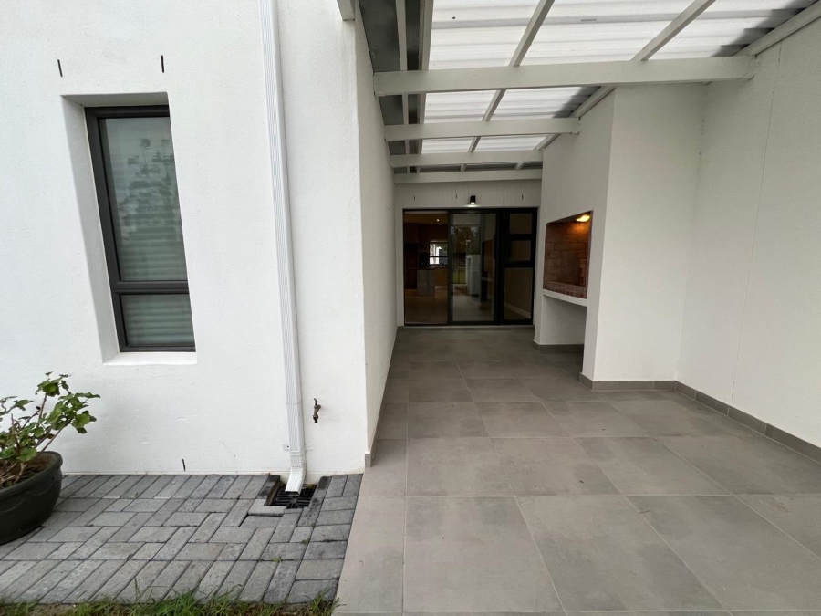 4 Bedroom Property for Sale in Croydon Gardens Estate Western Cape